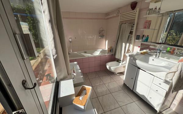 Maison à vendre    4 pièces •  Avignon