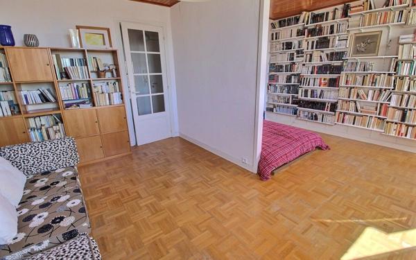 Appartement à vendre    2 pièces • 35 m2 Vincennes