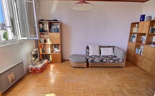 Appartement à vendre    2 pièces • 35 m2 Vincennes