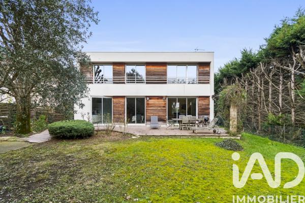 Maison à vendre 6 pièces 192 m² Chatou