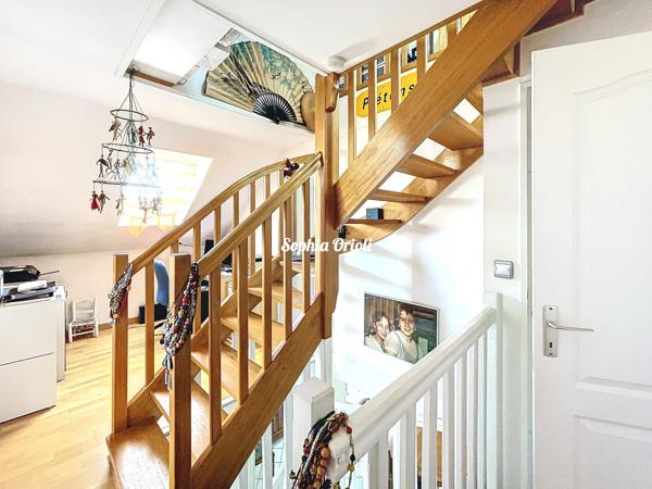 Maison 7 pièces - 178 m²