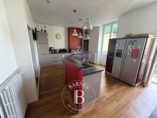 Vierzon, Maison de ville 5 Chambres -  189 m² à vendre