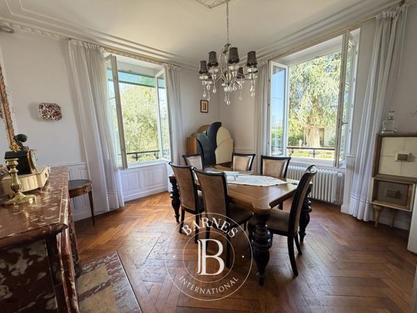 Vierzon, Maison de ville 5 Chambres -  189 m² à vendre