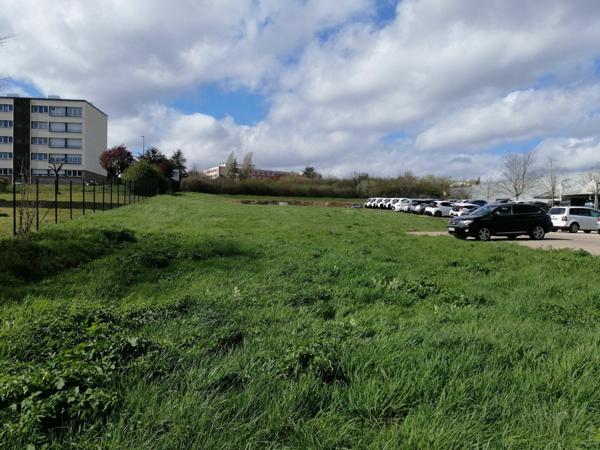 Terrain à vendre    Auxerre