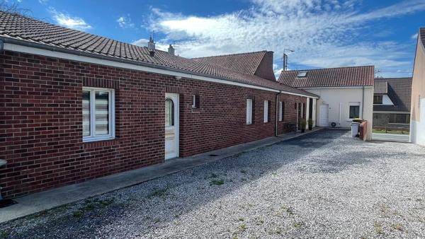 À vendre - Immeuble 136 m² situé à Arras (62000)