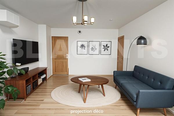 Appartement RDC rénové 2 pièces 60 m² / 1 place PARKING / Résidence 2013 / Proximité directe GARE et