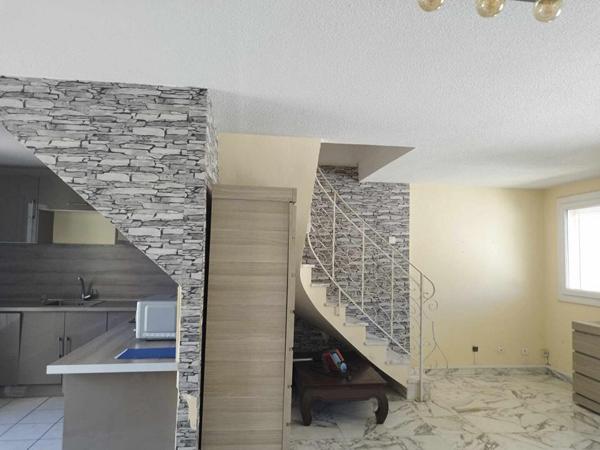 Appartement Miramas 4 pièce(s) 76 m2 TERRASSE