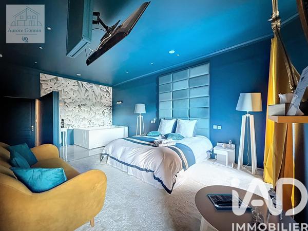 Maison à vendre 6 pièces 278 m² Saint-Pierre-le-Moûtier