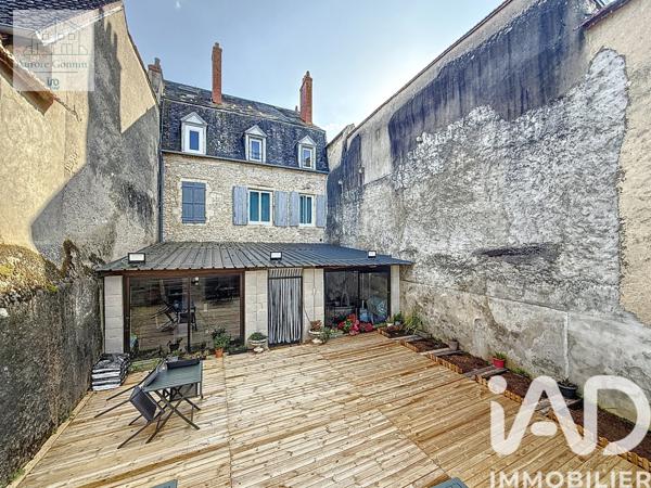 Maison à vendre 6 pièces 278 m² Saint-Pierre-le-Moûtier