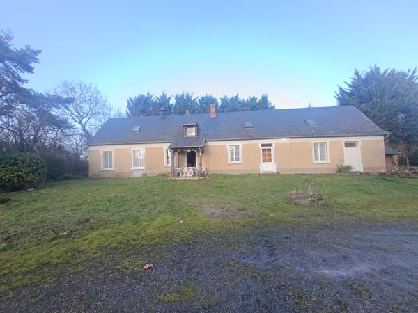 Propriété calme absolu sur près de 5 hectares de terres