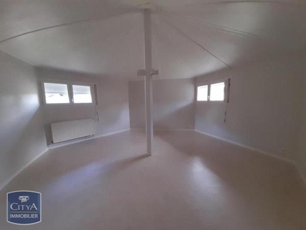 Appartement à louer 2 pièces 92.43m²