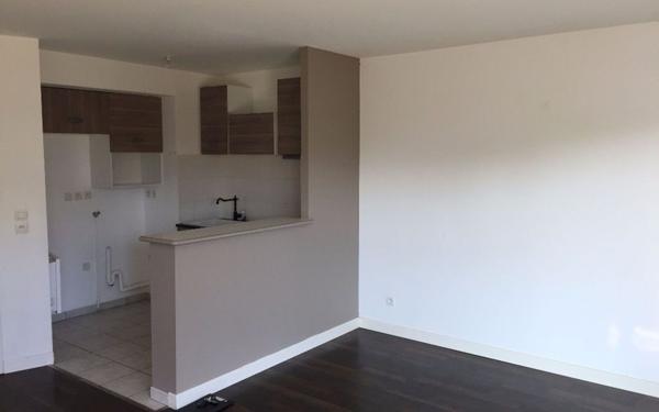 Appartement à louer    3 pièces •  Tours