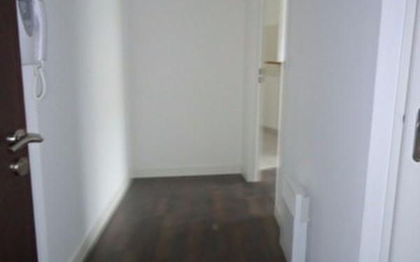 Appartement à louer    3 pièces •  Tours