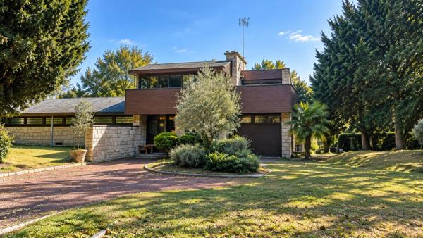 Maison d’architecte Jean Fayeton – 195 m² au cœur du Parc du Château