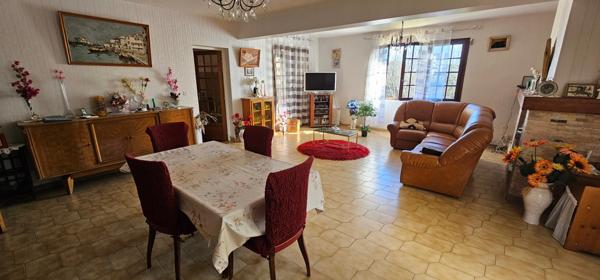 Dpt Corse (20), à vendre POGGIO MEZZANA maison T4-T5 de 148m² + studio,Terrain 2400m² proche plage et commerces