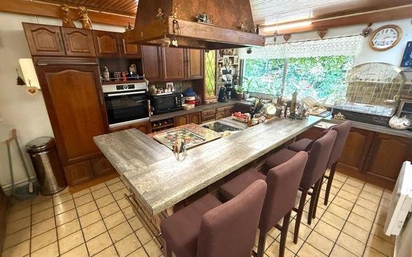 Maison à vendre    5 pièces • 192 m2 Bouffémont