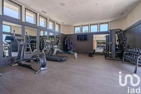 Maison à vendre 9 pièces 354 m² Magny-le-Hongre