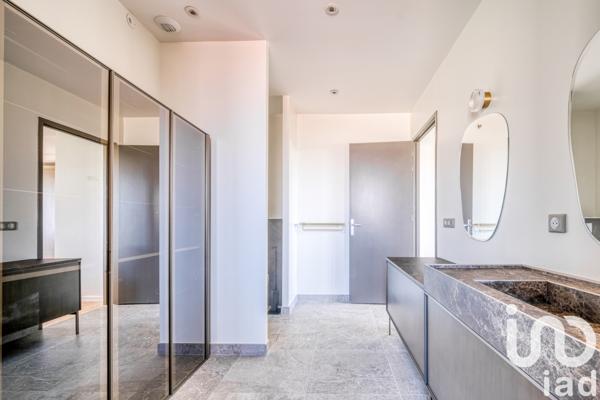 Maison à vendre 9 pièces 354 m² Magny-le-Hongre