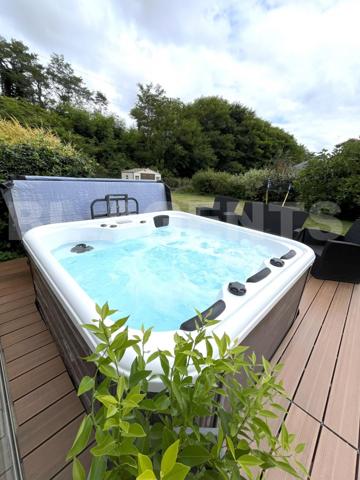 “À Rosporden, découvrez une maison familiale alliant confort moderne, calme et économies d’énergie –