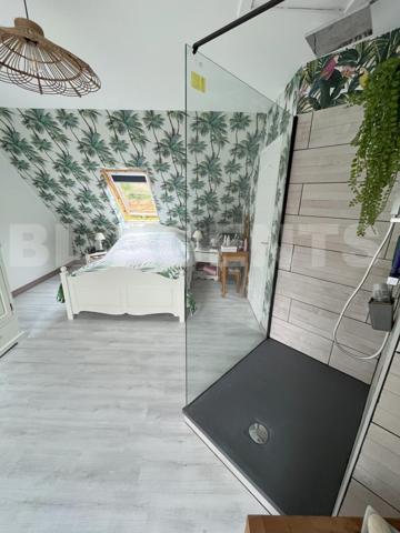 “À Rosporden, découvrez une maison familiale alliant confort moderne, calme et économies d’énergie –