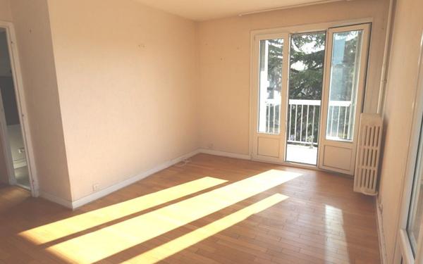 Appartement à vendre    2 pièces • 38 m2 Les Pavillons-sous-Bois