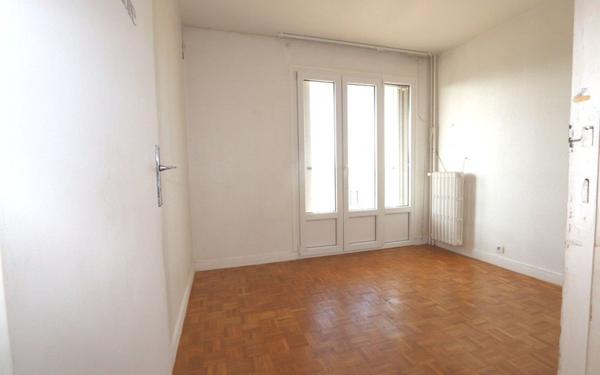 Appartement à vendre    2 pièces • 38 m2 Les Pavillons-sous-Bois