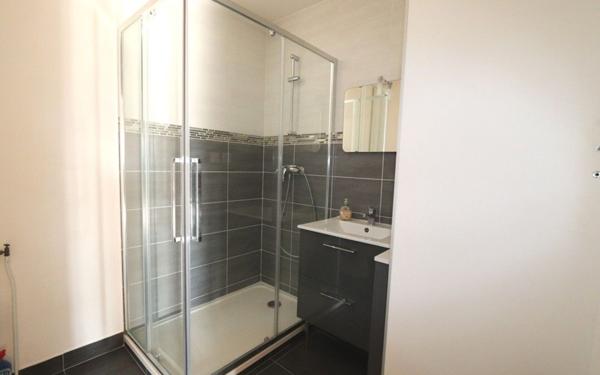 Appartement à vendre    2 pièces • 38 m2 Les Pavillons-sous-Bois