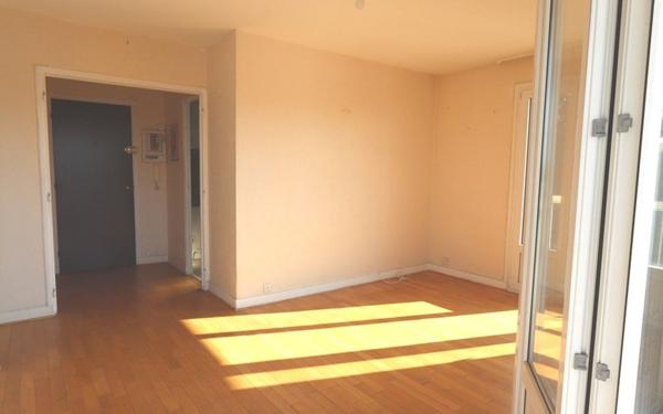 Appartement à vendre    2 pièces • 38 m2 Les Pavillons-sous-Bois