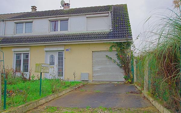 Maison à vendre    5 pièces •  Roye