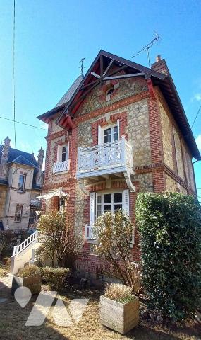 TROUVILLE SUR MER- VILLA AVEC VUE MER