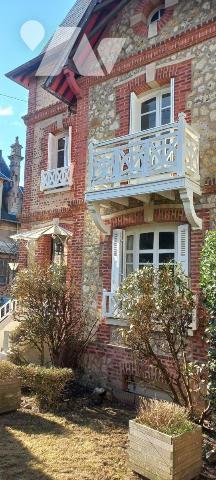 TROUVILLE SUR MER- VILLA AVEC VUE MER