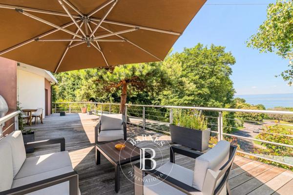 Évian-les-Bains, Maison 3 Chambres -  267 m² à vendre