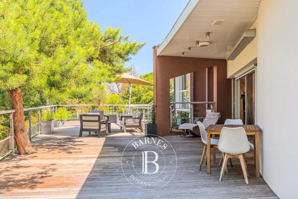 Évian-les-Bains, Maison 3 Chambres -  267 m² à vendre