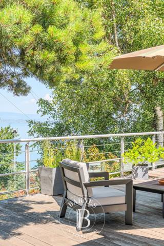 Évian-les-Bains, Maison 3 Chambres -  267 m² à vendre