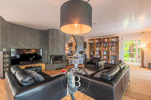 Évian-les-Bains, Maison 3 Chambres -  267 m² à vendre