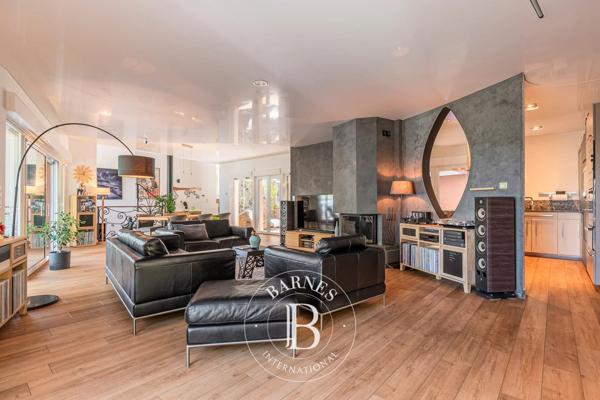 Évian-les-Bains, Maison 3 Chambres -  267 m² à vendre