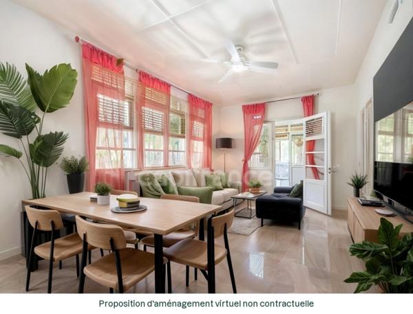Propriété rare avec maison + 3 logements indépendants – 1850 m² constructible – Basse-Terre centre