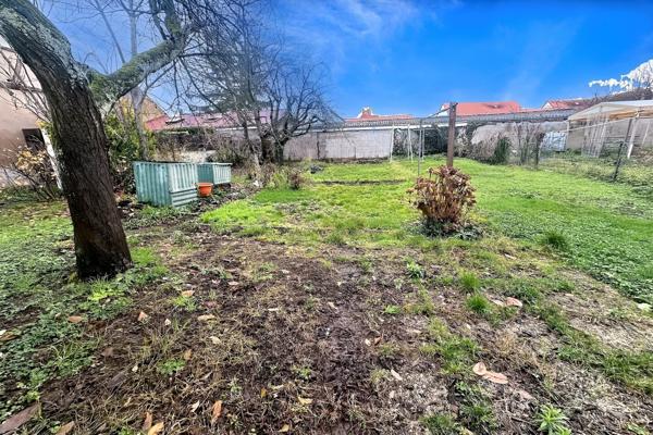 Maison familiale à rénover et terrain constructible