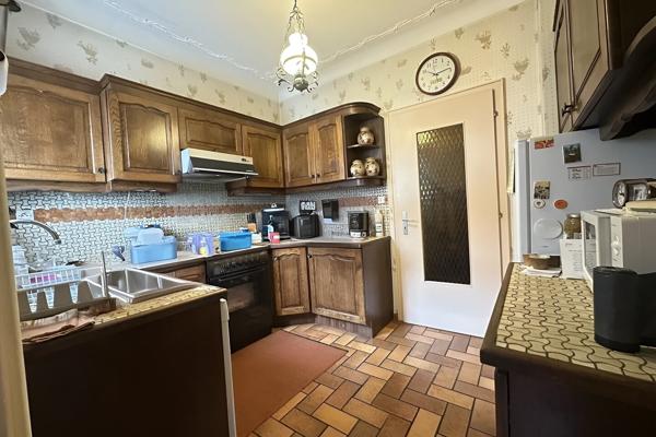 Maison familiale à rénover et terrain constructible