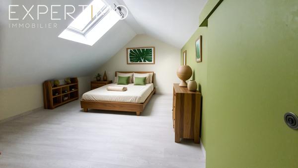 Houdan (78550) Houdan, maison familiale 5 chambres dont une en bas