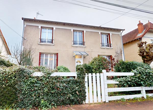 Maison Nevers 9 pièce(s) 223 m2