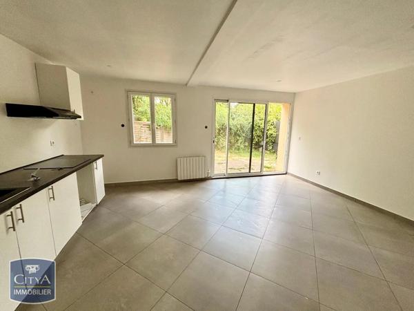 Appartement à louer 3 pièces 56m² Clichy-sous-Bois (93390)