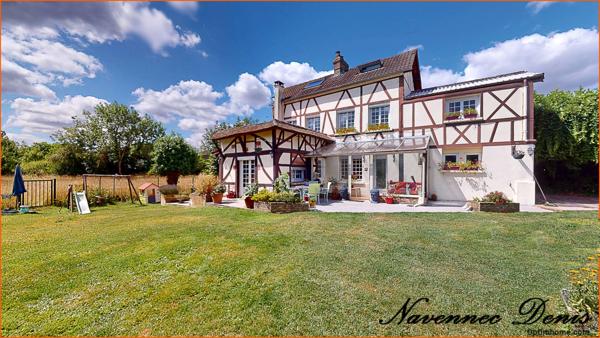 Maison de charme avec 3 chambres proche du centre-ville et des écoles – 190 000 €