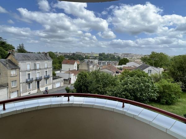 POITIERS appartement T2 47.50 m² libre