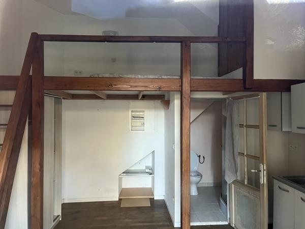 Immeuble à vendre |  Le Dorat |  444 m²