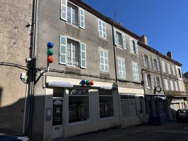 Immeuble à vendre |  Le Dorat |  444 m²