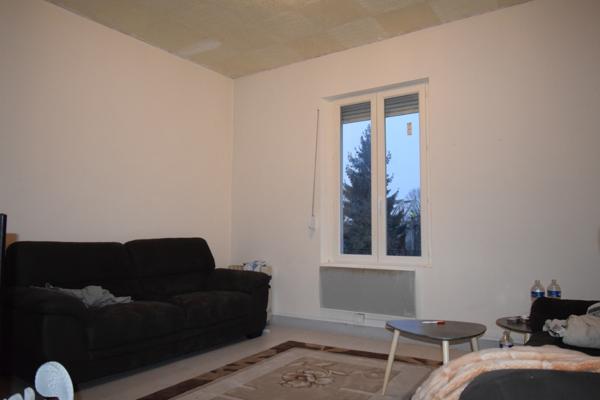 TERGNIER local commercial et appartement 210 m2
