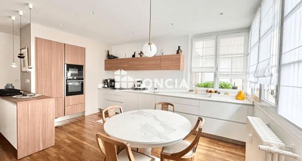 À vendre Appartement 5 pièces 92.25 m² - Reims 51100