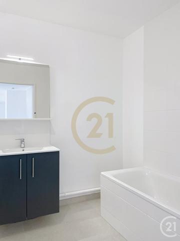 Appartement F3 à vendre  3 pièces - 59,40 m2 COMPIEGNE - 60