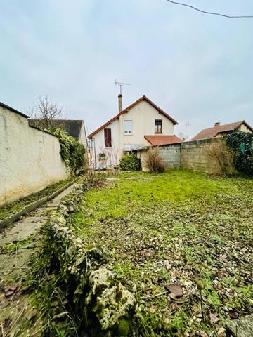 Maison de 75M2 édifié sur un terrain de 300M2